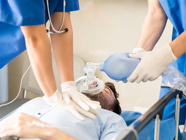 醫療護理（lǐ）